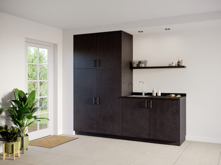 Interieur bijkeuken model Chip, feelwood black kleur, met ara zwart mat handgrepen en tray werkblad.